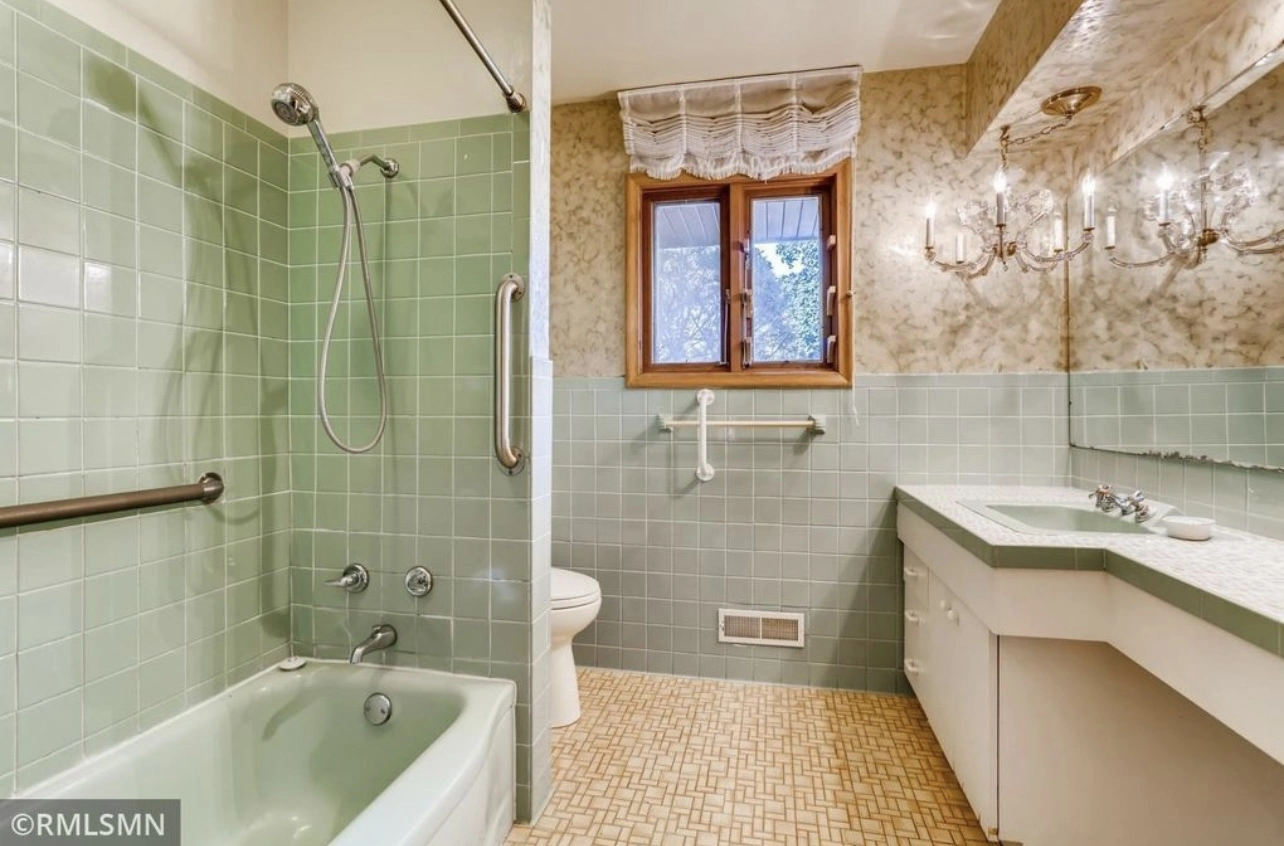 bathroom remodeling project in edina, MN